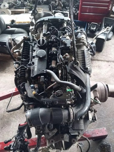 Volvo v40 hatchback motor - volvo,